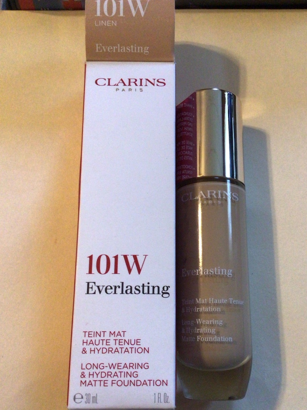 Clarins Everlasting Matte Foundation